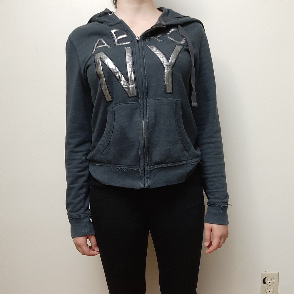 Sweater - Picture 1 of 3